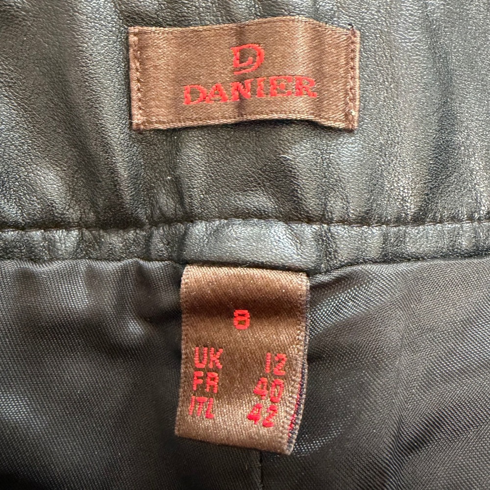 Danier Leather Pants Straight Leg Panelled Black Biker 90s Grunge Old Money 8/29 - Picture 14 of 16